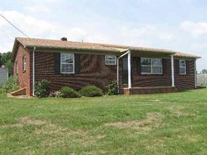 2674 West View Acres St., Hickory, NC 28602