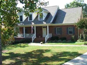 511 Isaac Creek Dr., Hickory, NC 28601