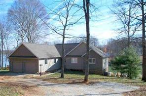7406 Bankhead Rd., Denver, NC 28037