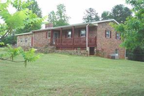 105 Howell St., Hickory, NC 28601