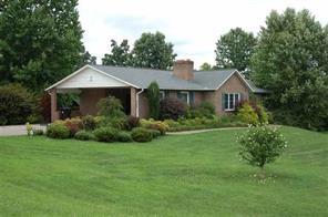 5524 George Henry Dr., Hickory, NC 28602