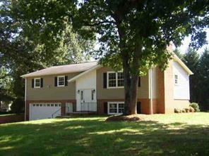 97 Crestwood Loop, Taylorsville, NC 28681