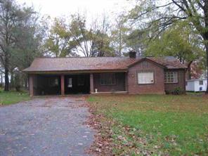 1635 36th Ave., Hickory, NC 28601