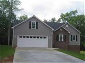 4562 River Run Cir., Hickory, NC 28602
