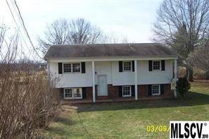 5467 Triangle Cir., Hickory, NC 28602