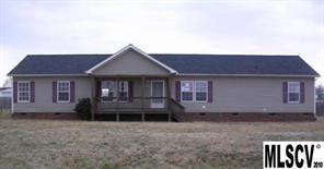 2392 Dellinger Dr., Newton, NC 28658