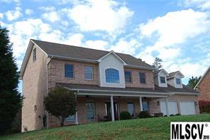 5927 Flintlock Ct., Hickory, NC 28601