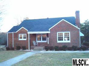 208 Valdese Ave., Morganton, NC 28655