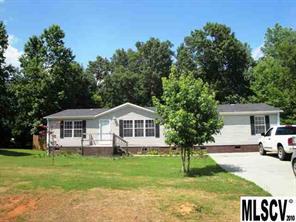 135 Oak Creek Dr., Statesville, NC 28625