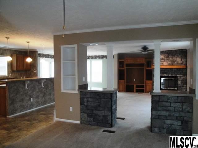 168 Hickory Nut Ln., Statesville, NC 28677