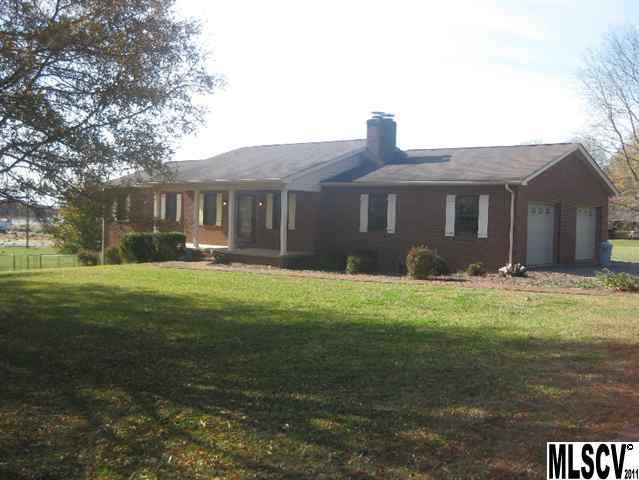 1665 Crafton Rd., Hickory, NC 28601