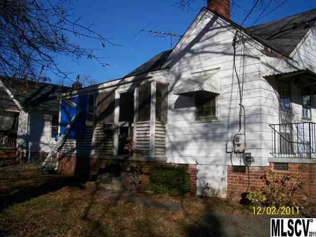 208 13th St., Hickory, NC 28601