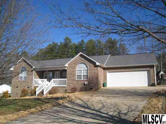 8304 Cedar Bark St., Hickory, NC 28602