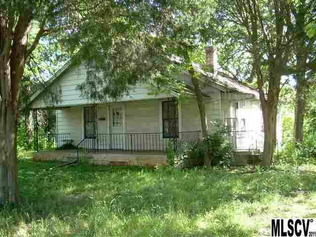 2135 N Thomas Ave., Newton, NC 28658