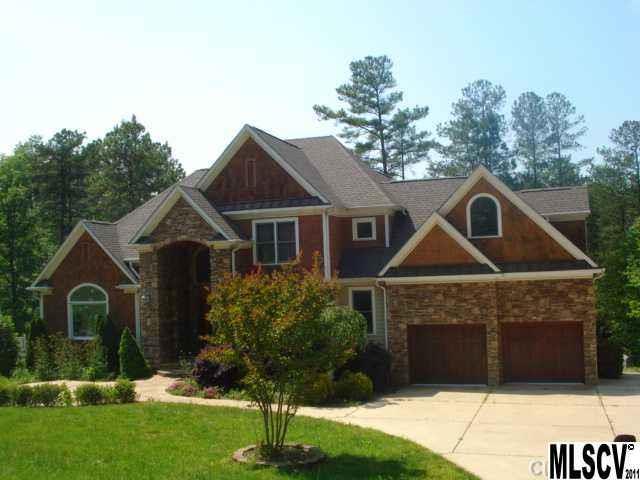 2495 Camelia Point Dr., Sherrills Ford, NC 28673
