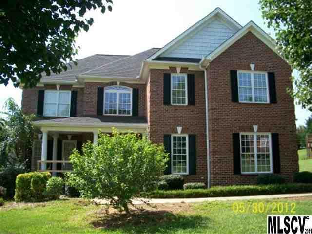 6135 Dwayne Starnes Dr., Hickory, NC 28602