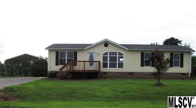 2384 Arrowwood Dr., Hickory, NC 28612