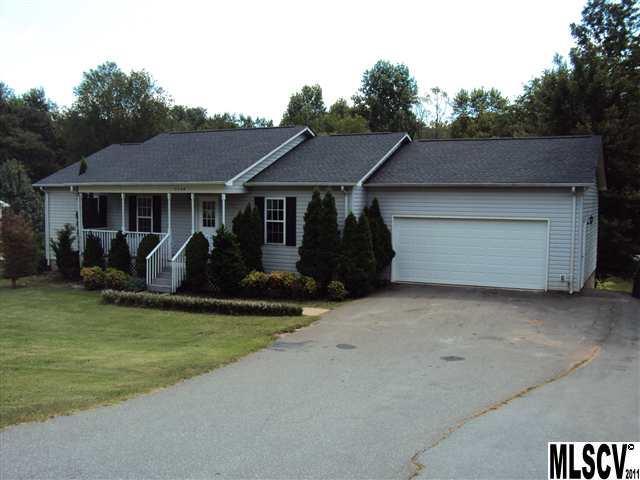 3148 22nd St Ln., Hickory, NC 28601