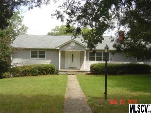 80 Spencer Ln., Hickory, NC 28601