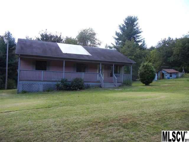 7011 Bakers Mtn Rd., Hickory, NC 28602