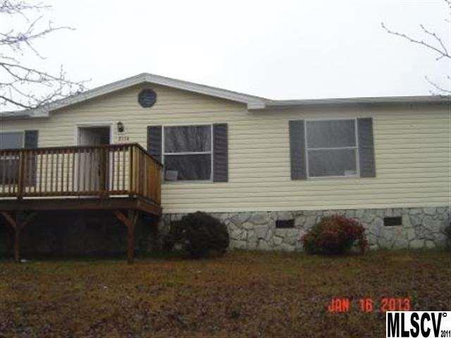 2114 Hunterwood Dr., Hickory, NC 28601