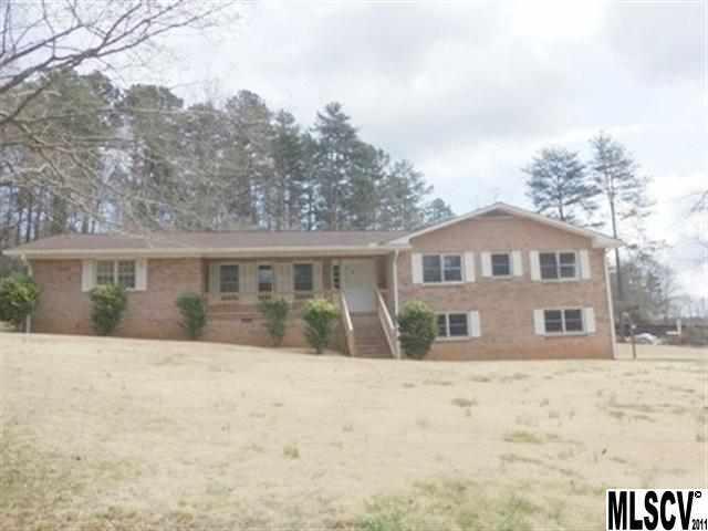 7229 Fighting Creek Rd., Sherrills Ford, NC 28673