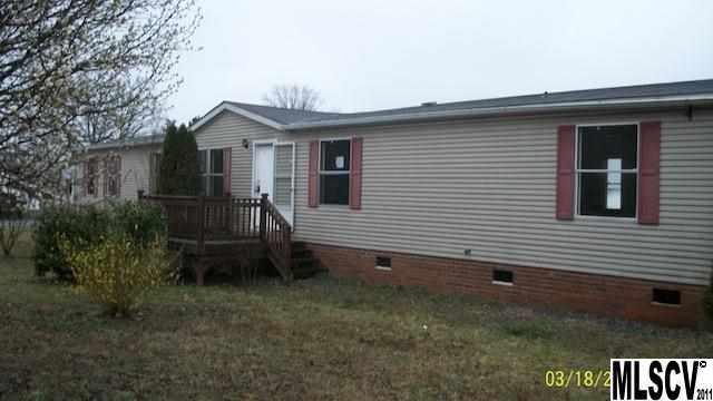 1347 Cape Hickory Rd., Hickory, NC 28601