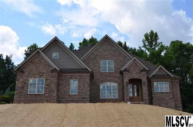 6360 Dwayne Starnes Dr., Hickory, NC 28602