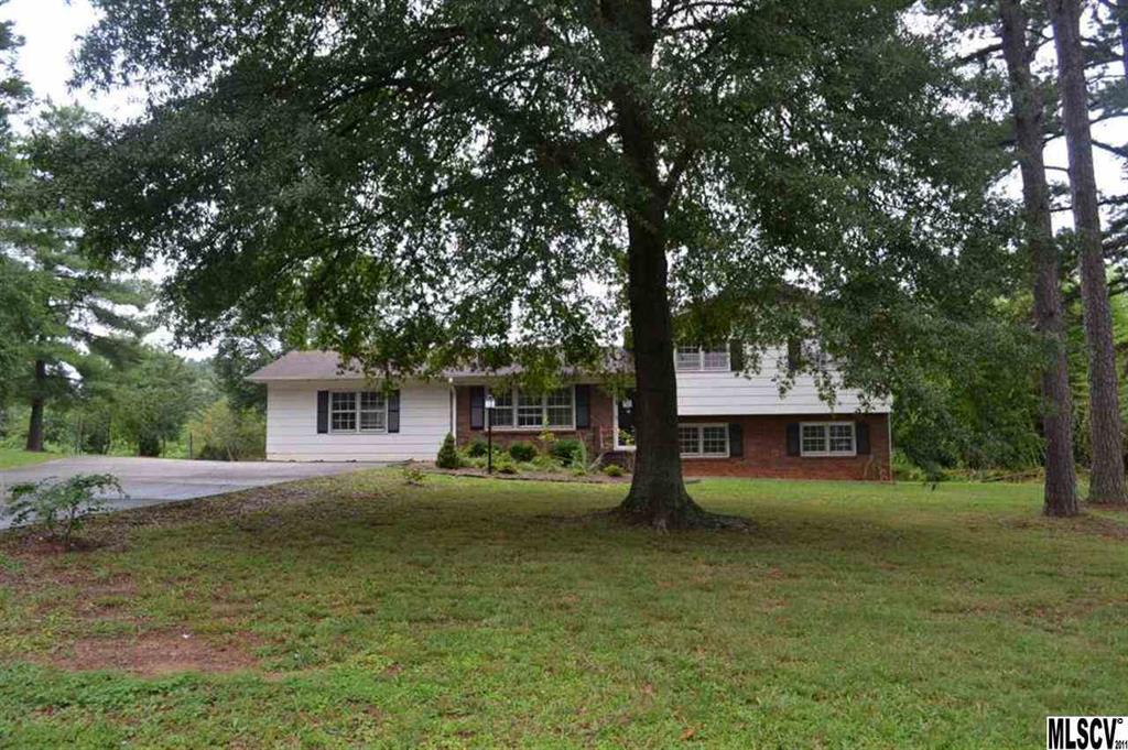 731 Cemetery Loop Rd., Hickory, NC 28601