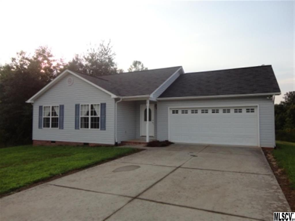 8 Restful Ln., Hickory, NC 28601