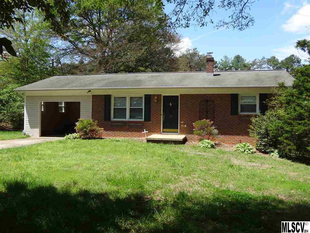 35 Honey Ln., Hickory, NC 28601
