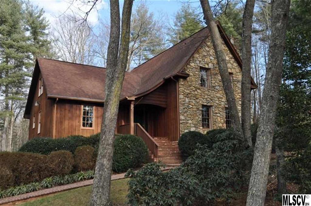 206 Woodside Dr., Drexel, NC 28619