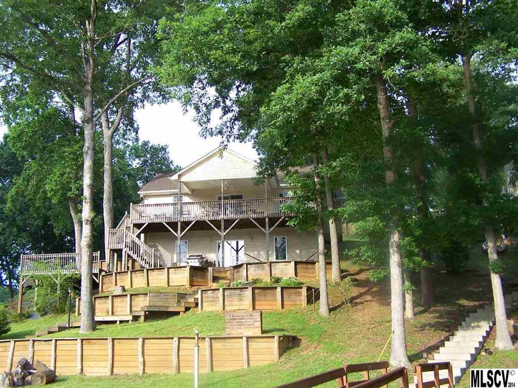 197 Michaels Gap Ln., Hickory, NC 28601