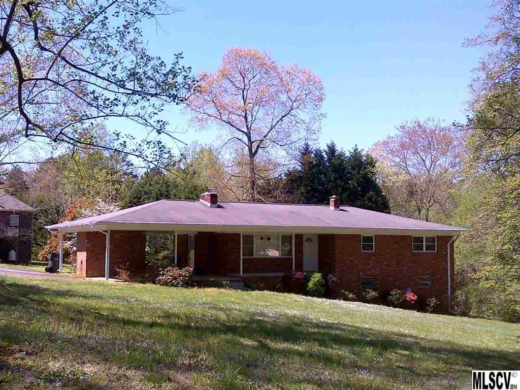 2378 13th St Dr., Hickory, NC 28601