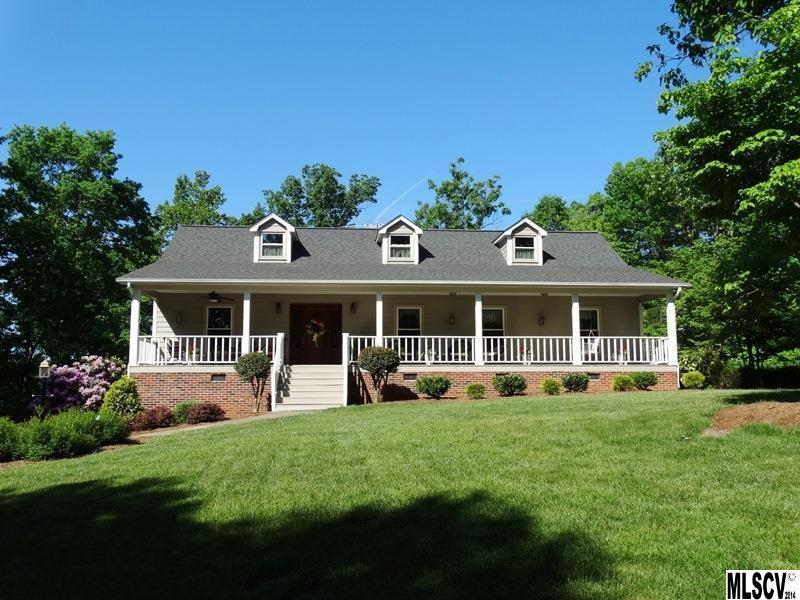 4200 Whitener Dr., Hickory, NC 28602