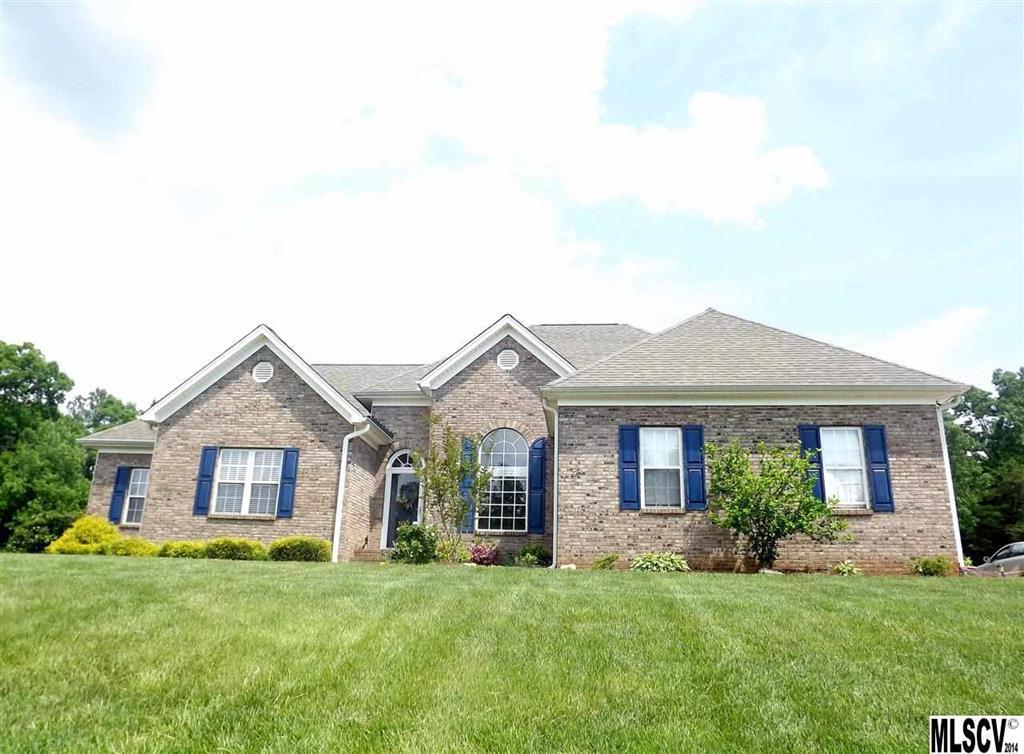1994 Jaya Dr., Sherrills Ford, NC 28673