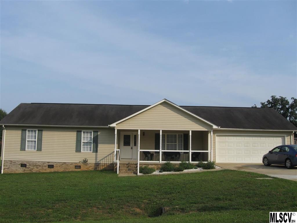 8232 Cedar Bark Dr., Hickory, NC 28602