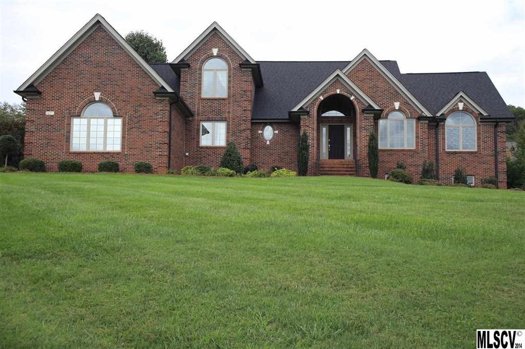 1071 Baker Barn Rd., Hickory, NC 28602