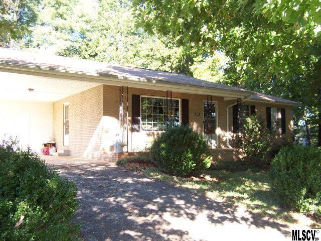 2040 Eastbrook Cir., Morganton, NC 28655