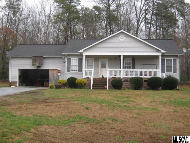 2474 Oak Valley Ln., Maiden, NC 28650