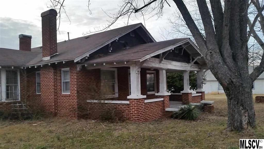105 17th St., Hickory, NC 28601