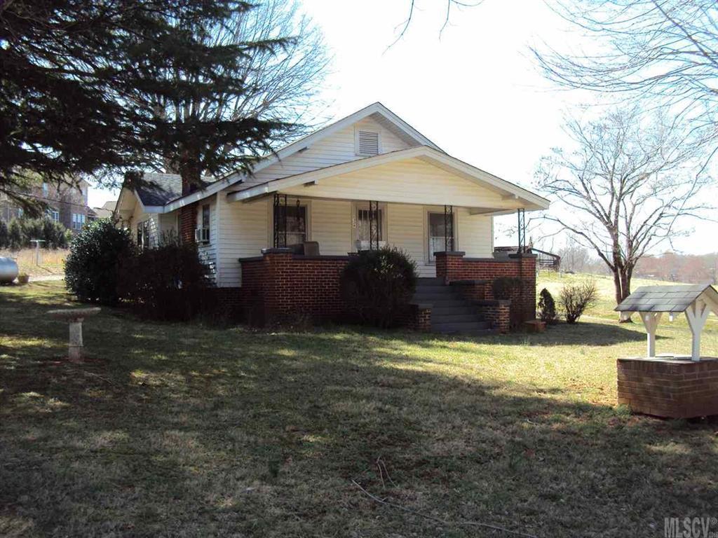 1329 Zion Church Rd., Hickory, NC 28602