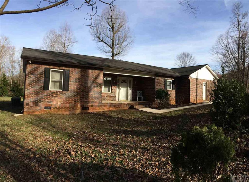 286 Friendship Rd., Statesville, NC 28625