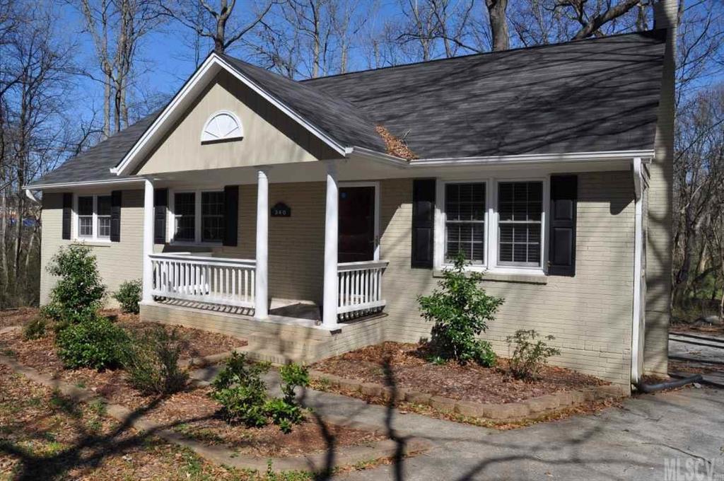 340 Whitethorn Dr., Gastonia, NC 28054