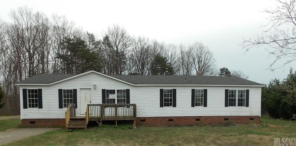 1903 Ellick Dr., Newton, NC 28658