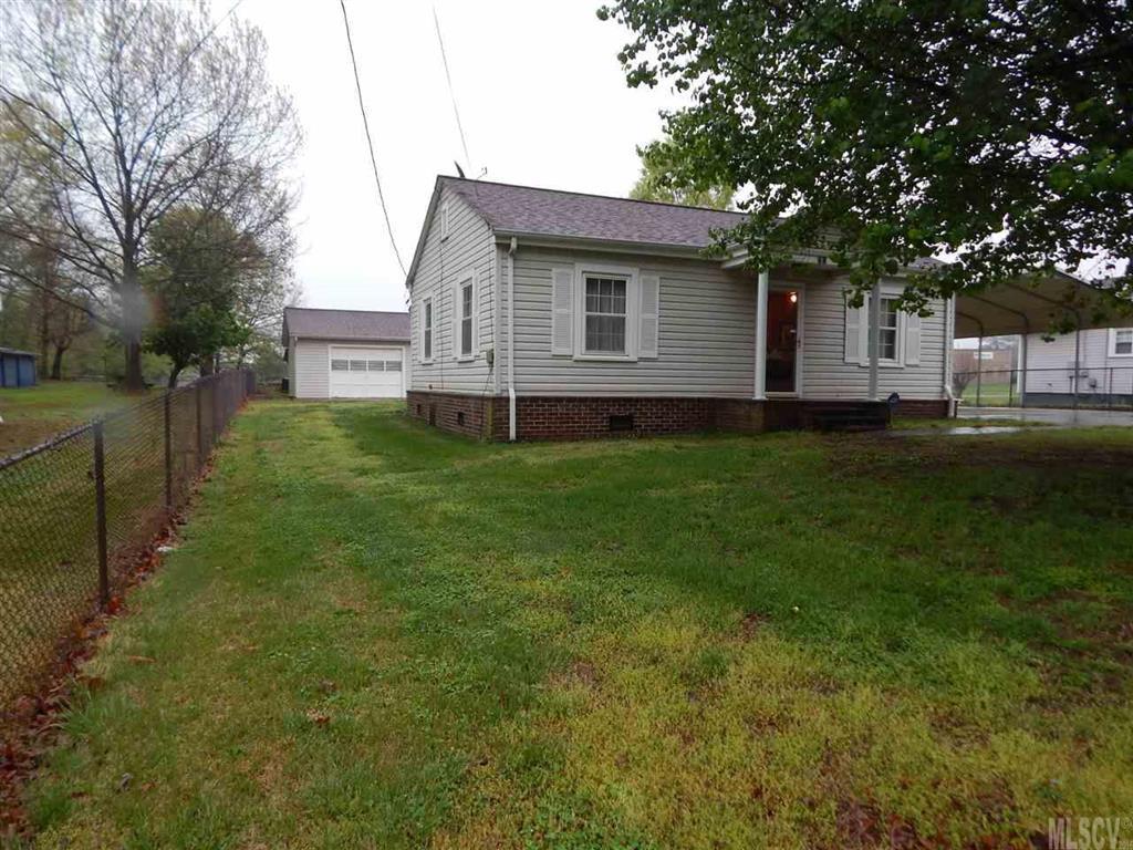 68 40th St., Hickory, NC 28601