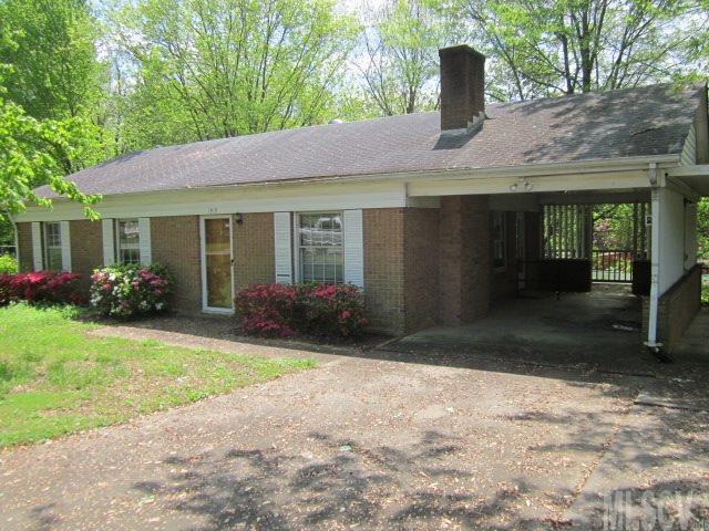 1919 3rd Ave., Longview, NC 28601