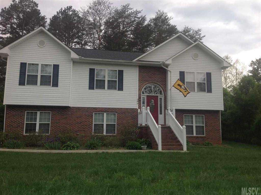 286 Moretz Ct., Hickory, NC 28601