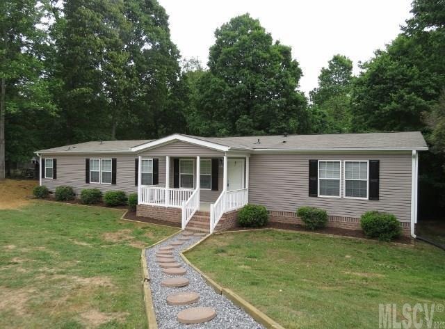 1325 Oak Breeze Dr., Mooresville, NC 28115