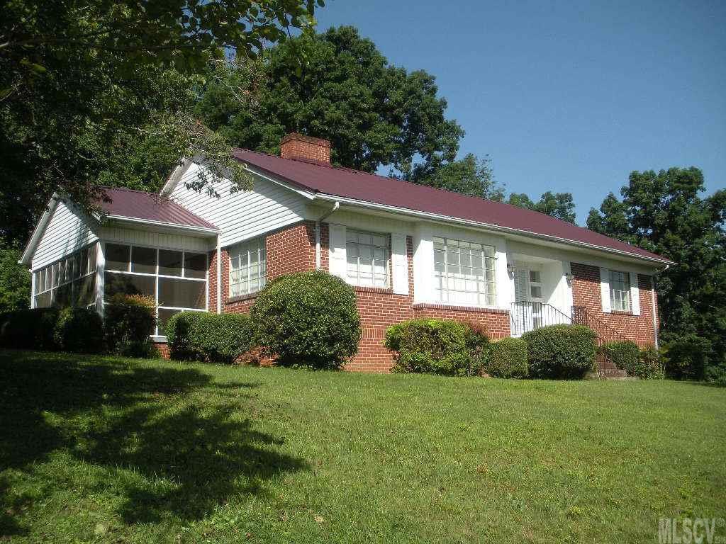 1530 19th St., Hickory, NC 28602